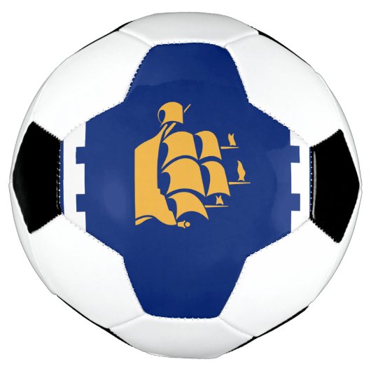 Patriotic Soccer Ball with Flag of Quebec City (Gedreht)