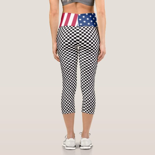Patriotic USA Flag Modernes Schwarz-weiß Checked Capri Leggings (Rückseite)