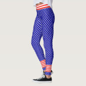 Patriotisch in den US Flagge Rot, Weiß und Blau Leggings (Links)