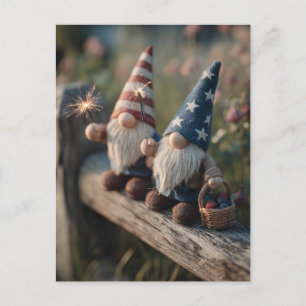 Patriotische Amerikaner mit Sparklern Feiertagspostkarte