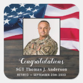 Patriotische amerikanische Flagge Militärruhestand Quadratischer Aufkleber (Vorderseite)