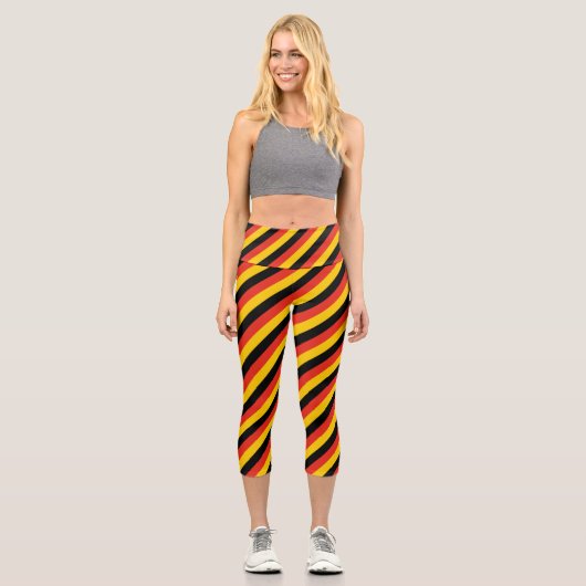 Patriotische Deutsche Flagge Capri Leggings (Vorderseite)
