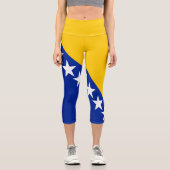 Patriotische Flagge Bosnien-Herzegowina Capri Leggings (Vorderseite)