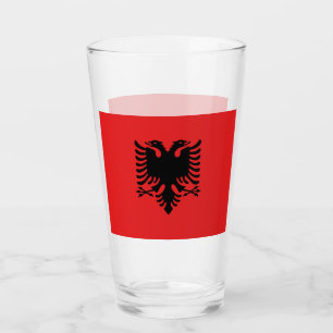 Patriotische Glas-Tasse mit Flagge Albaniens Glas