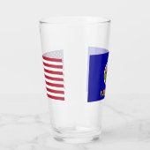 Patriotische Glastasse mit der Flagge von Kansas Glas (Rechts)