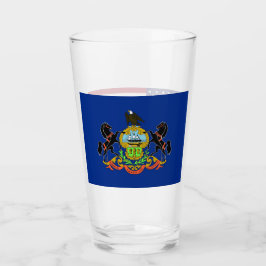 Patriotische Glastasse mit der Flagge von Pennsylv Glas