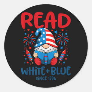 Patriotische Gnome Feuerwerk Lesen Weiß Blaues Buc Runder Aufkleber