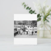 Patriotische Knitting-Biene, Anfang des 19. Jahrhu Postkarte (Stehend Vorderseite)