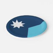 Patriotische Papierplatte mit der Flagge von Minne Pappteller (Schrägansicht)