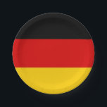 Patriotische Papiertafel mit Flagge Deutschlands Pappteller<br><div class="desc">Erhöhen Sie Ihre Ansammlungen mit unseren Tellern auf Papier mit der Flagge Deutschlands! Diese Teller sind für jeden Anlass geeignet, von Geburtstagsfeiern bis zu Picknicks. Hier können Sie Ihren deutschen Stolz unter Beweis stellen und köstliche Speisen genießen. Das auffallende Design zeigt die Farben der deutschen Fahne und macht sie zu...</div>