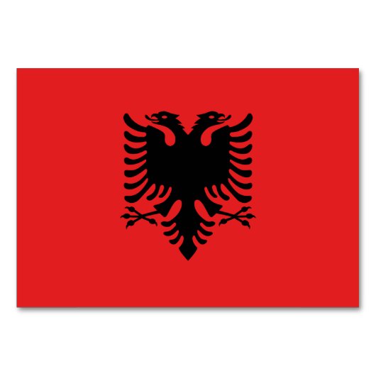 Patriotische Tischkarte mit Flagge Albaniens Tischnummer (Vorderseite)