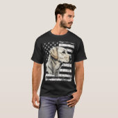 Patriotische Usa-Flagge Gelbes Labrador gestört T-Shirt (Vorne ganz)