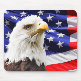 Patriotischer Amerikaner Eagle und Flagge Mousepad