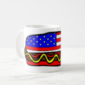 Patriotischer amerikanischer FlaggenHot Dog Kaffeetasse (Vorderseite Links)