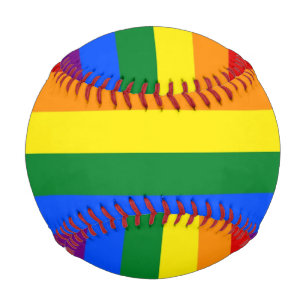 Patriotischer Baseball mit Rainbow Pride Fahne von