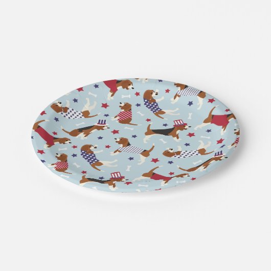 Patriotischer Beagle Dog Pattern Pappteller (Schrägansicht)