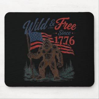 Patriotischer Bigfoot Wild und seit 1776 4. Juli Mousepad