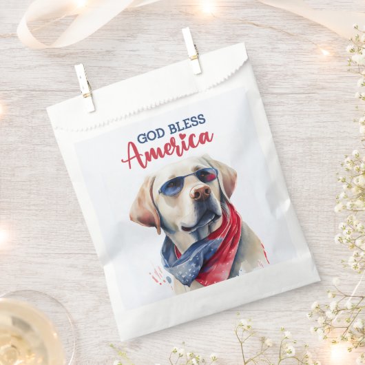 Patriotischer Hund-Labrador Geschenktütchen (Ausgeschnitten)