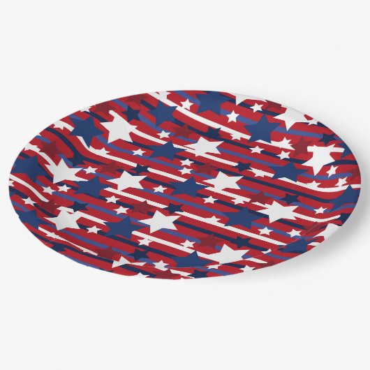 Patriotischer Park: Sterne & Streifen in Motion Pappteller (Schrägansicht)