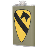 Patriotischer Patch der ersten Cavalry Division Flachmann (Links)