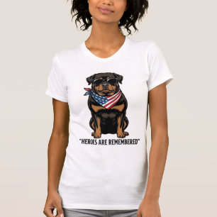 Patriotischer Rottweiler Held Hund Vintage Design_ T-Shirt