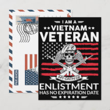 Patriotischer Soldat mit US-Flagge Postkarte