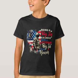 Patriotischer Veteranentag als große Schwester ein T-Shirt