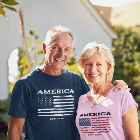 Patriotischer Vintager amerikanischer Flaggen-T - T-Shirt