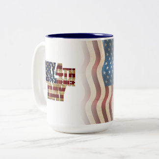 Patriotisches Design vom 4. Juli Zweifarbige Tasse