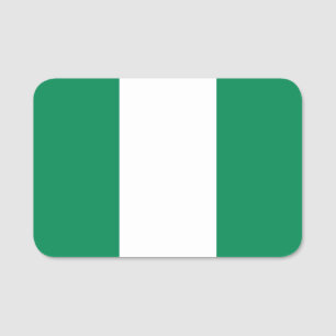 Patriotisches Namensschild mit der Flagge Nigerias