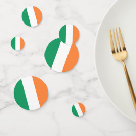 Patriotisches Party unter der irischen Flagge Konfetti