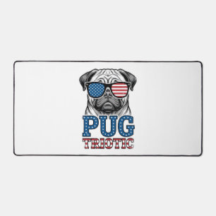 Patriotisches Pug Vintage-Stickerei-Shirt-Design_1 Schreibtischunterlage