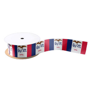 Patriotisches Ribbon mit Flagge von Iowa, USA. Satinband