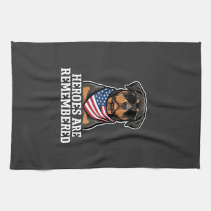 Patriotisches Rottweiler-Held-Hund-Vektor-Design Geschirrtuch