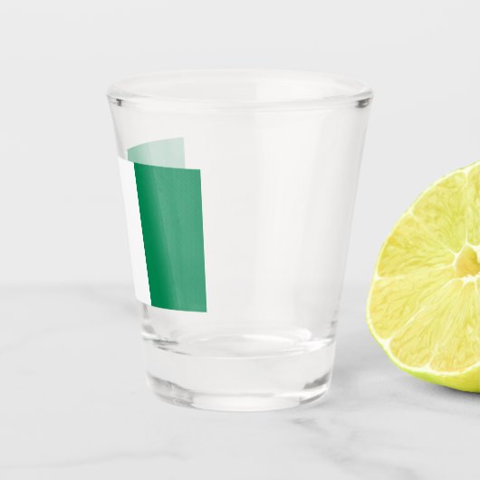 Patriotisches Schießglas mit der Flagge Nigerias Schnapsglas (Rechts)
