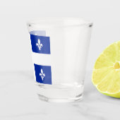 Patriotisches Schießglas mit der Flagge Quebec Schnapsglas (Rechts)