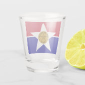 Patriotisches Schießglas mit der Flagge von Dallas Schnapsglas (Rückseite)