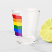 Patriotisches Schießglas mit der Flagge von LGBT Schnapsglas (Rechts)