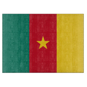 Patriotisches Schneidebrett mit Flagge Kameruns