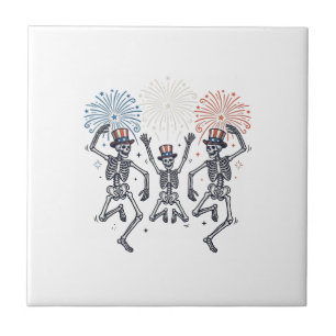 Patriotisches tanzendes Skelett-Feuerwerk Vintage- Fliese