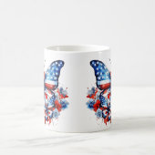 Patrotische Schmetterlinge USA Flag 4. Juli Kaffeetasse (Mittel)