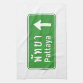 Pattaya Ahead ⚠ Thai Highway Traffic ⚠ Handtuch (Vertikal)