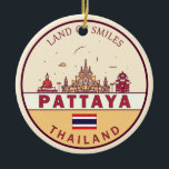 Pattaya Thailand City Skyline Emblem Keramik Ornament<br><div class="desc">Pattaya minimalistisches,  farbenfrohes Kunstdesign mit Denkmälern und Sehenswürdigkeiten der Stadt in Thailand.</div>