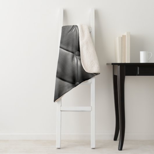 pattern of black genuine leather texture using as sherpadecke (Beispiel)