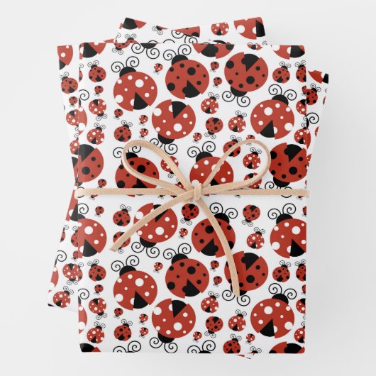 Pattern of Ladybugs, Cute Ladybugs, Red Ladybugs Geschenkpapier Set (Beispiel)