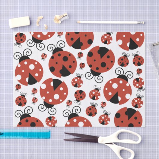 Pattern of Ladybugs, Cute Ladybugs, Red Ladybugs Seidenpapier (Handwerk)