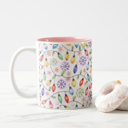 Pattern Retro Christmas Lights Zweifarbige Tasse (Mit Donut)