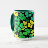 Pattern St. Patrick's Day Clovers Tasse (Vorderseite Links)