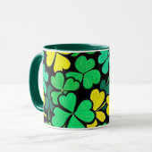 Pattern St. Patrick's Day Clovers Tasse (Vorderseite Links)