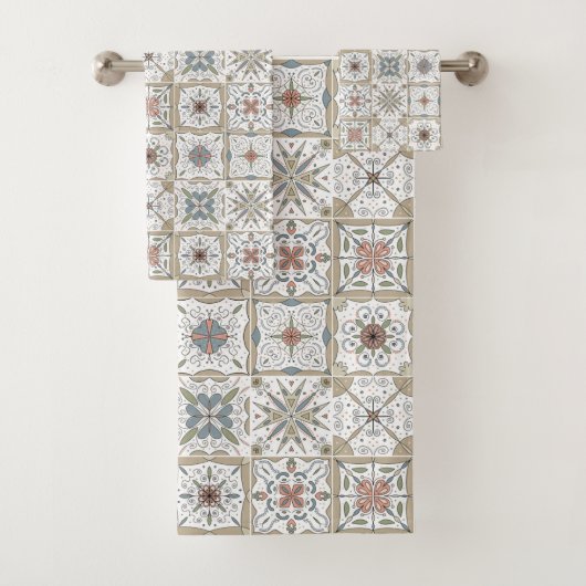 Pattern Tile Mosaic Badhandtuch Set (Insitu)